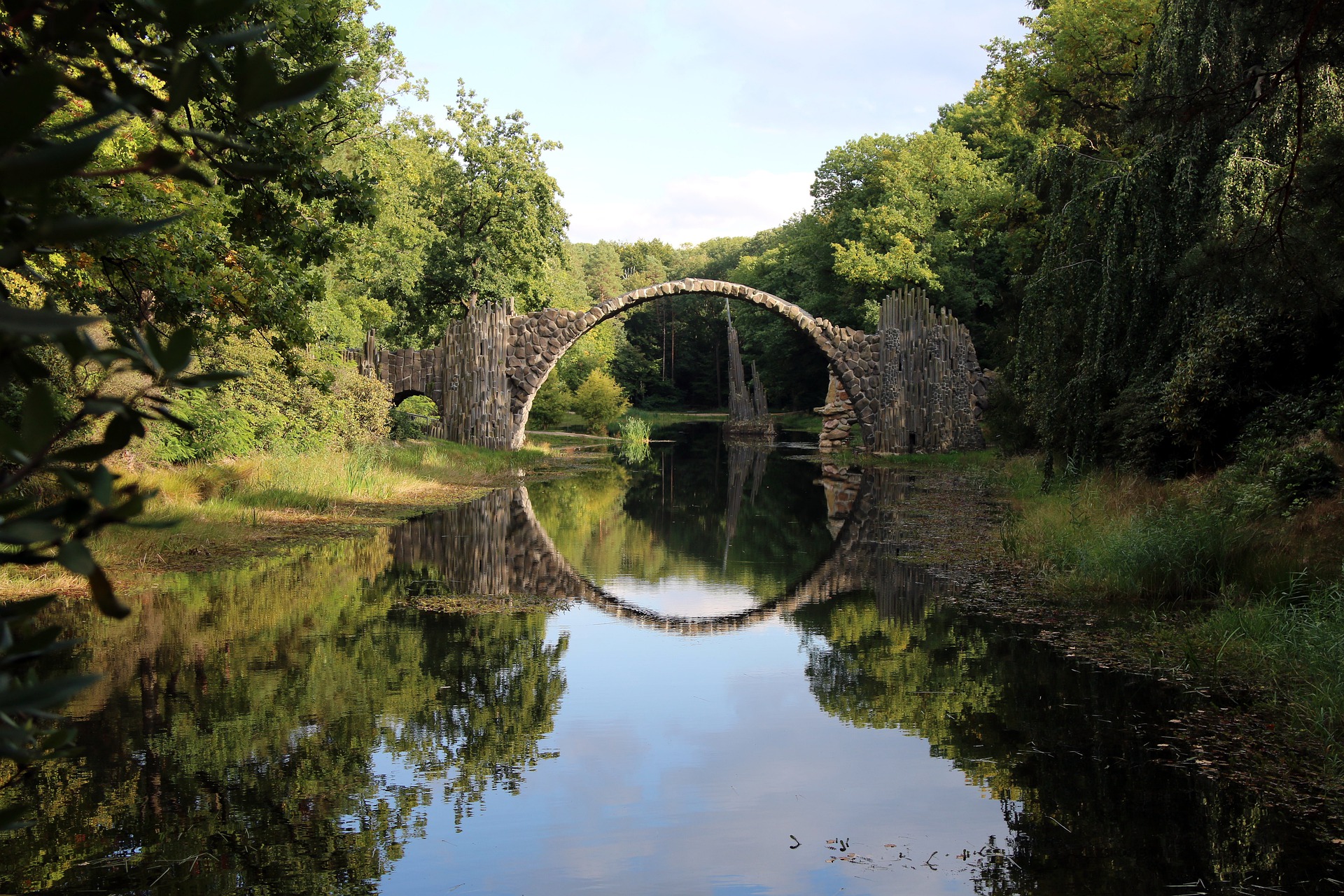 devils-bridge-7523102_1920.jpg